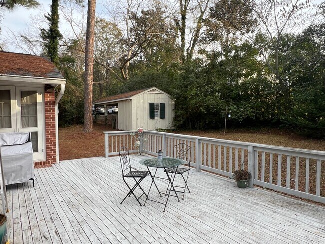 Building Photo - Cute Home in Midtown