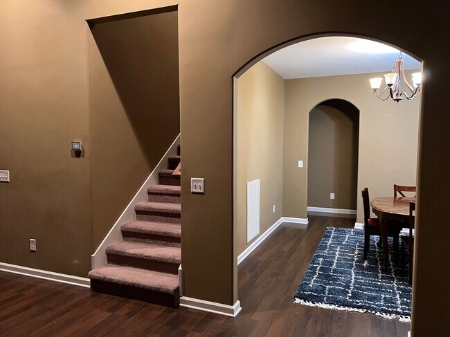 Building Photo - Charming 4BR House in Clarksville