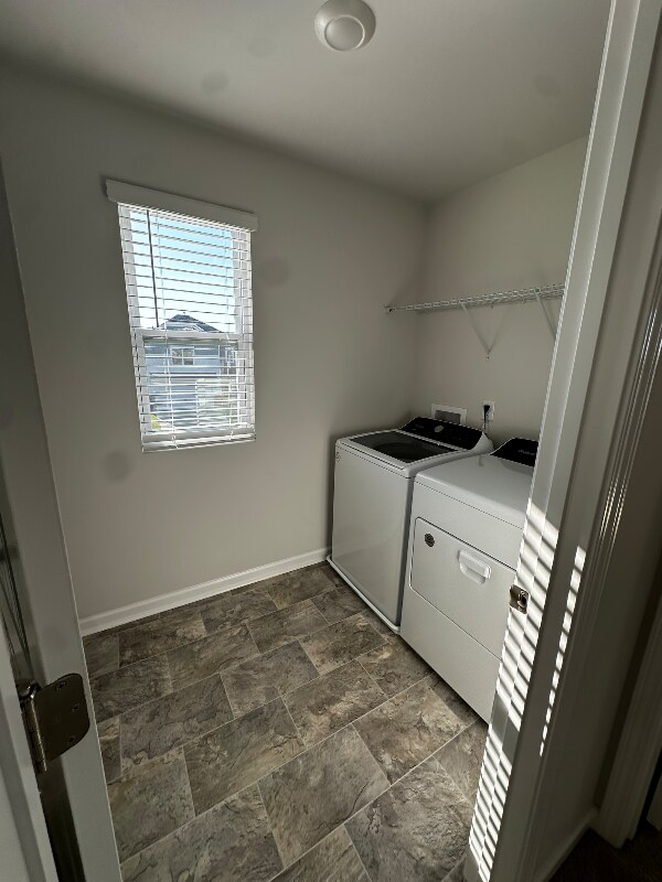 Building Photo - 1525 Ashgrove Pl