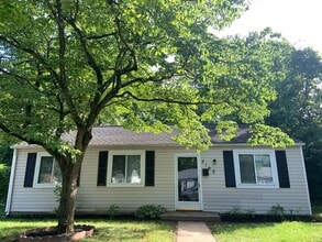 Building Photo - One level living! 3 bed 1 bath rancher in Glen Burnie.
