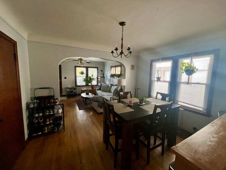 Building Photo - 4321 Minnehaha Ave