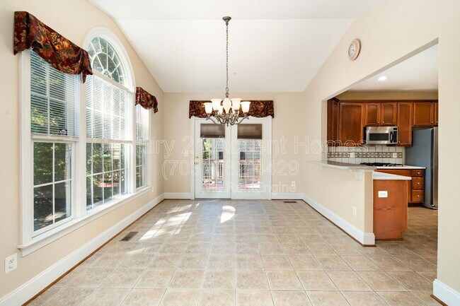 Building Photo - 8401 Tysons Trace Ct