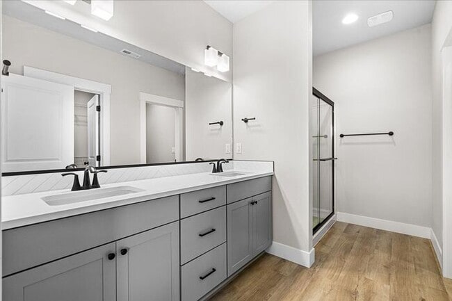 Building Photo - Experience Spacious Luxury: 4 Bedroom, 3 Bath Two-Story Rental Home Awaits