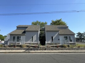 Building Photo - 209 Monticello Ave