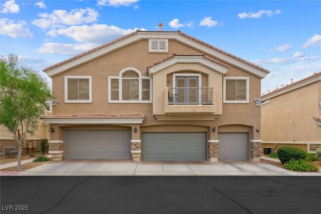 Primary Photo - 10643 Petricola St
