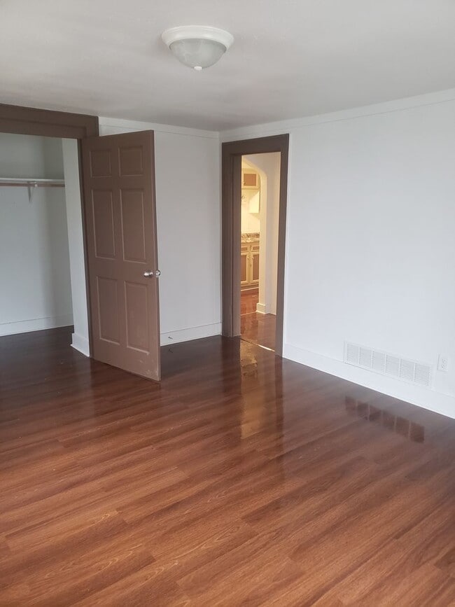 Building Photo - 1017 N 19th St