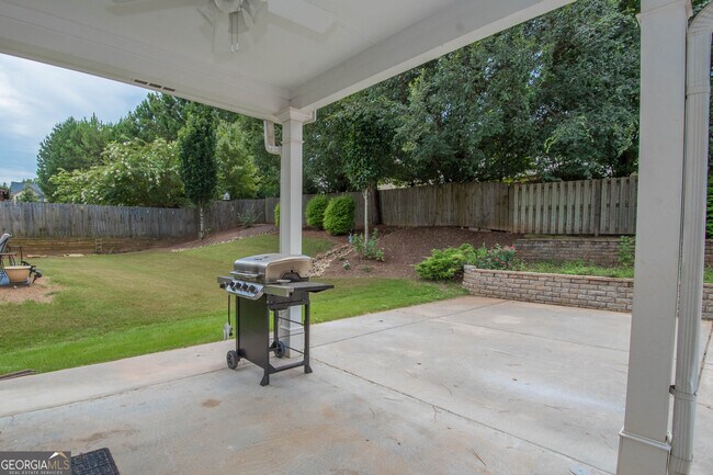 Building Photo - 179 Scenic Hills Dr