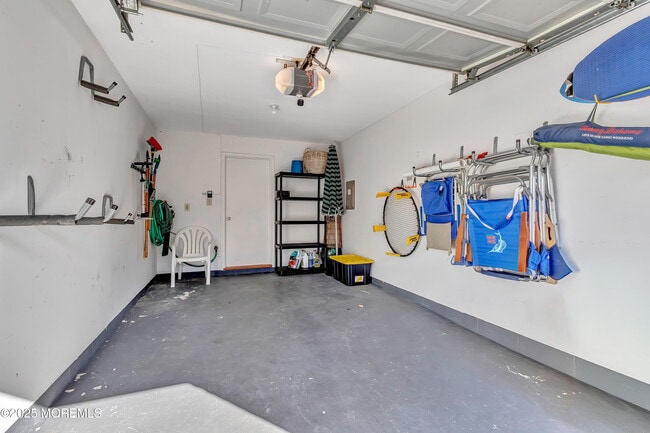 Building Photo - 101 Tarpon Dr