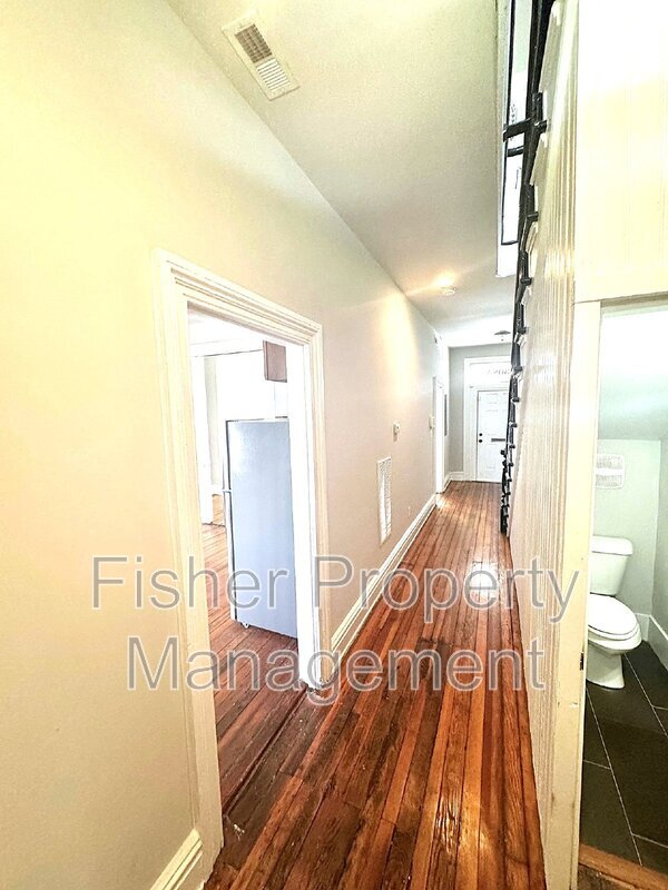Building Photo - 2308 Venable St