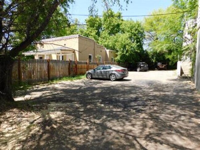 Building Photo - 560 S 600 E