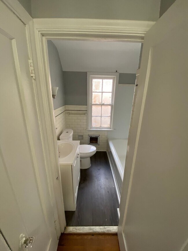 Building Photo - Gridley3718