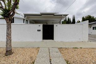 Building Photo - 16615 Los Alimos St