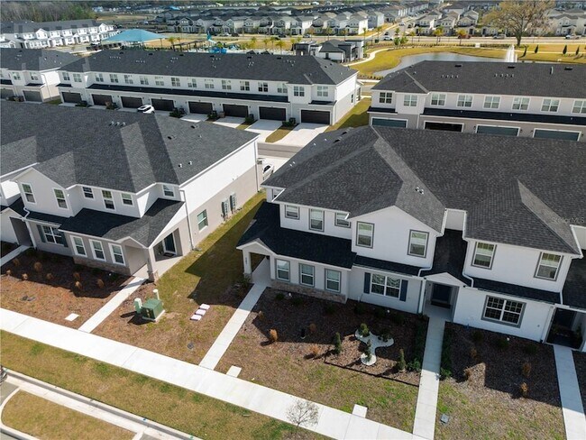 Building Photo - 387 Crossings Ave