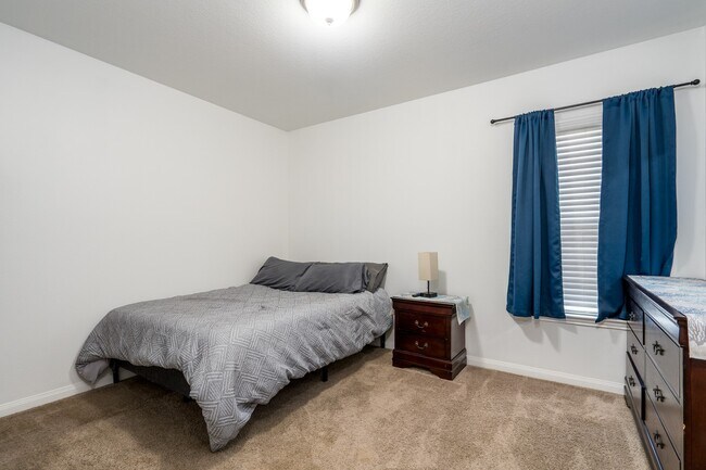 Building Photo - 18879 Atascosa Trail