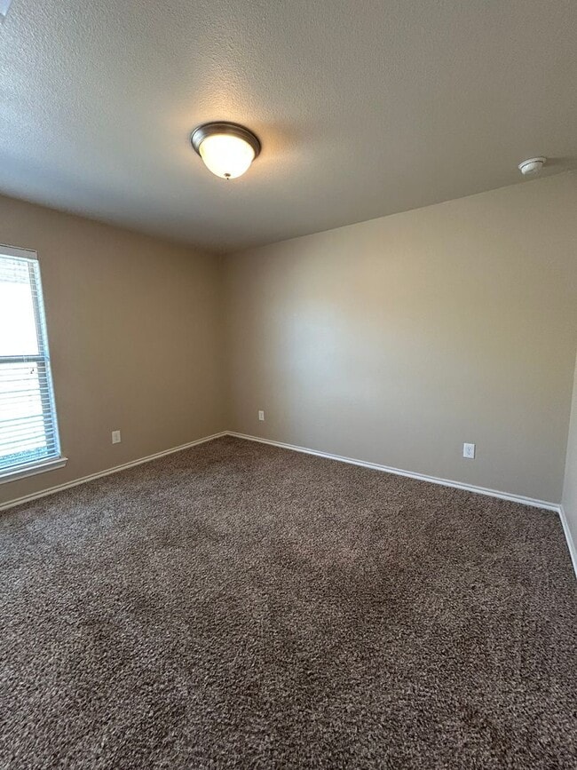 Building Photo - Beautiful Home in North Park!!