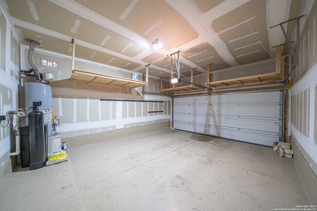 Building Photo - 12911 Brewster Mill