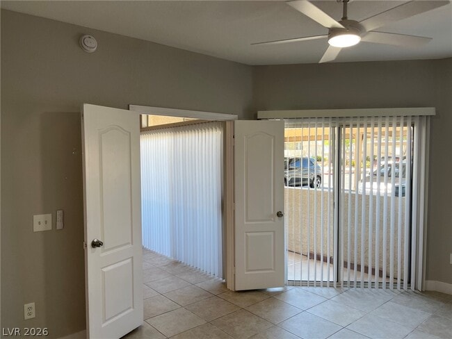 Building Photo - 7400 W Flamingo Rd