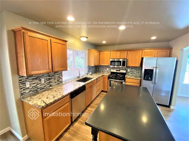 Building Photo - 1601 58th Ave Ct N E