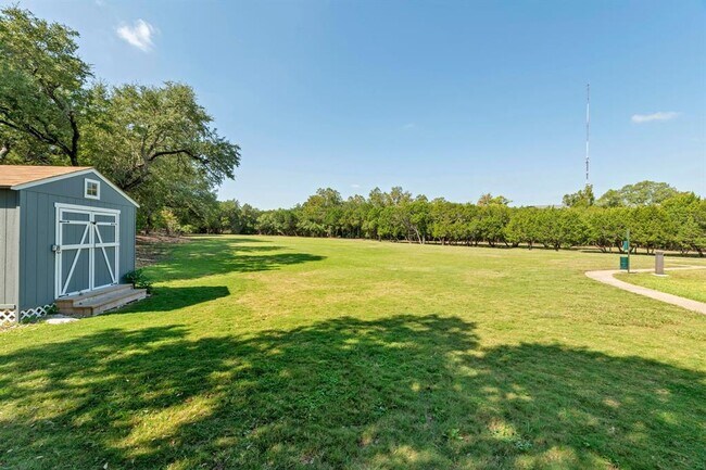 Building Photo - 308 Palo Brea Lp