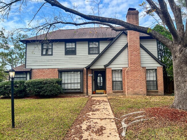 Primary Photo - 2330 Walnut Ridge Dr