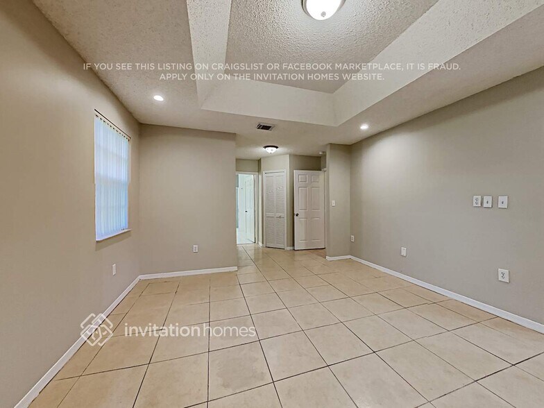 Building Photo - 9155 SW 166th Pl