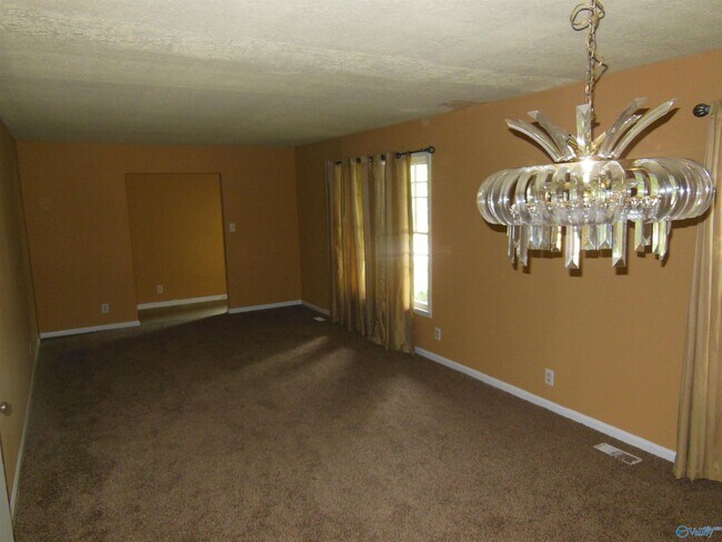 Building Photo - 1725 Millican Pl NW