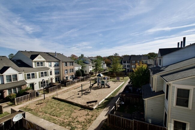 Building Photo - 7517 Belle Grae Dr