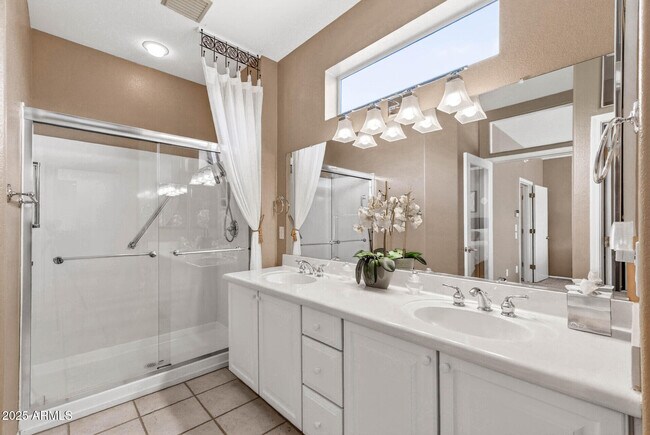 Building Photo - 17703 N Escalante Ln