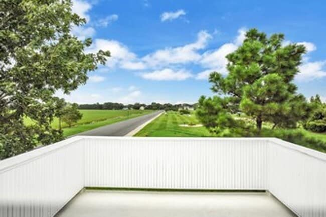 Building Photo - Great Lewes/Rehoboth location! Furnished 3...