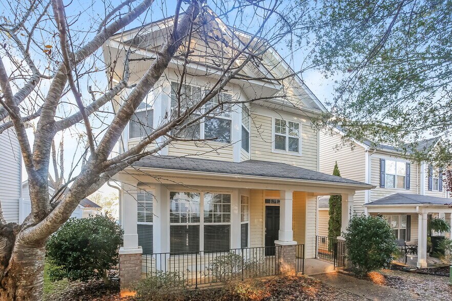 Building Photo - 15513 Crossing Gate Dr