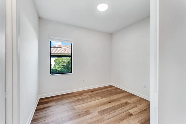 Building Photo - 3128 Streng Ln