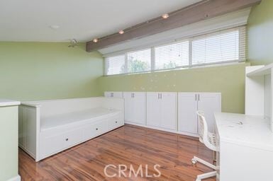 Building Photo - 14 Featherwood