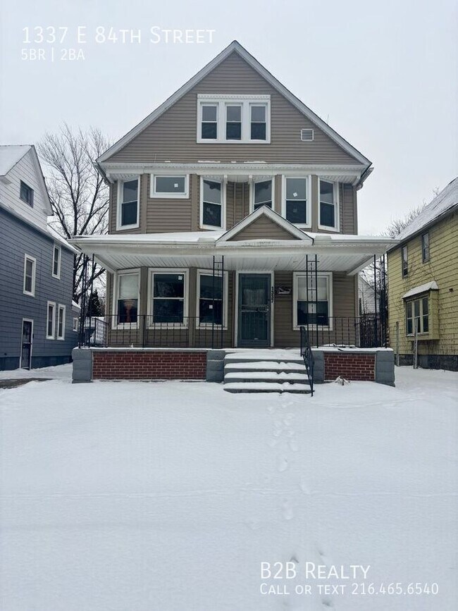 Building Photo - 1337 E 84th St