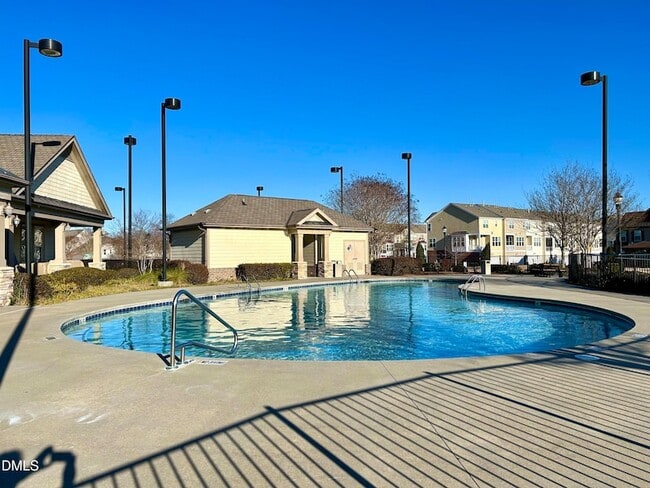 Building Photo - 9142 Falkwood Rd