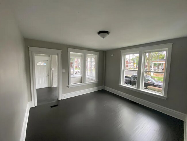Building Photo - 2667 N 6th St