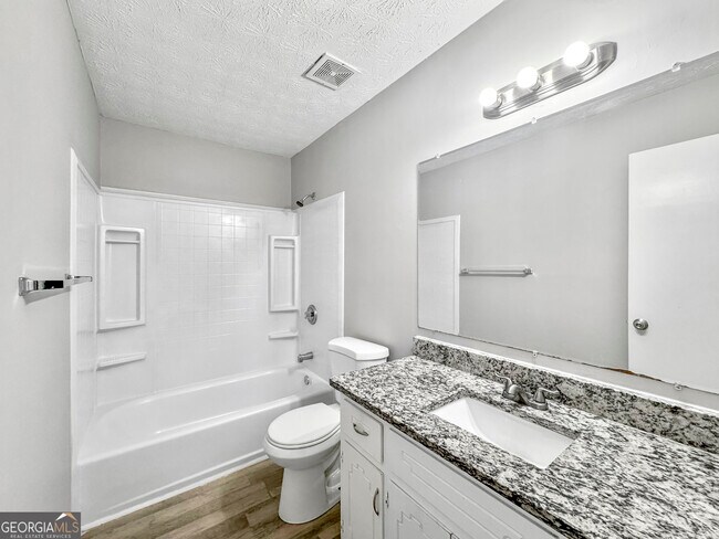 Building Photo - 9047 Hamilton Ct
