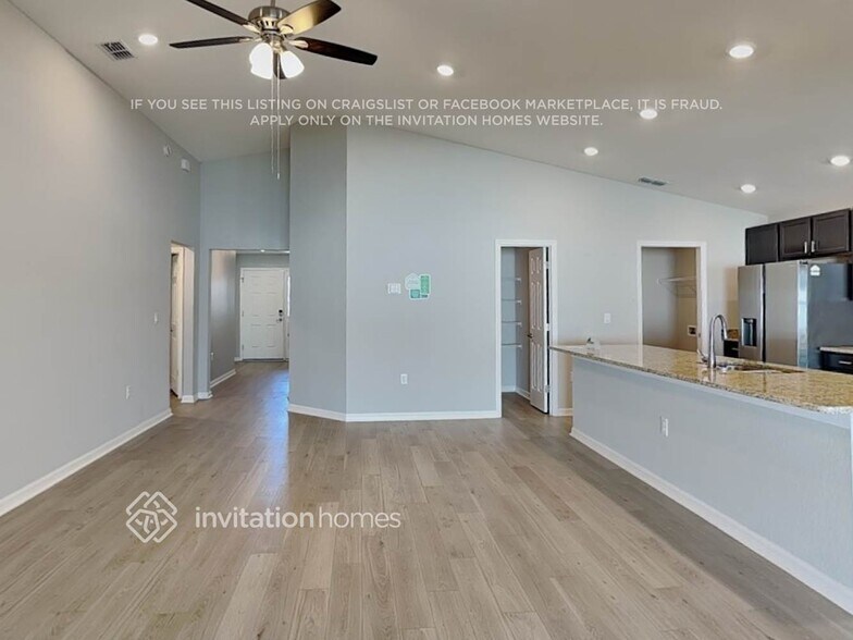 Building Photo - 3918 Willow Ridge Dr