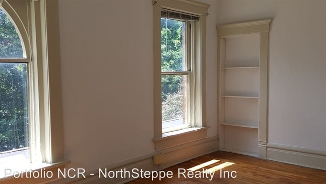 Building Photo - 84-86 W 2nd Ave