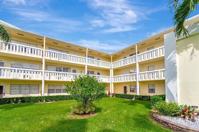 Building Photo - 150 Dorset D