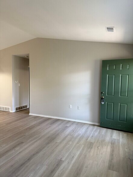Building Photo - 1267 Oxford Manor Ct