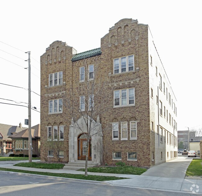 Building Photo - 4008 N Morris Blvd