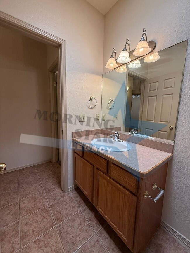 Building Photo - Beautiful 3-Bedroom Southwestern-Style Home!