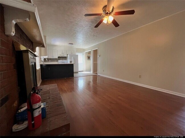 Building Photo - 1319 Levy Dr