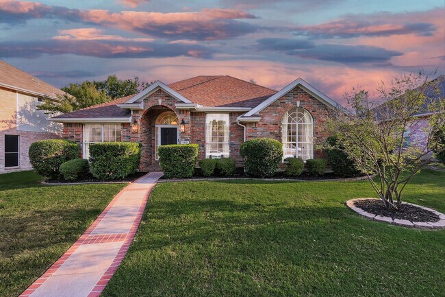 Building Photo - 11911 Rocky Point Dr