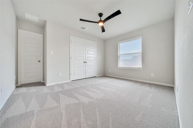 Building Photo - 7735 Wright Wood Dr