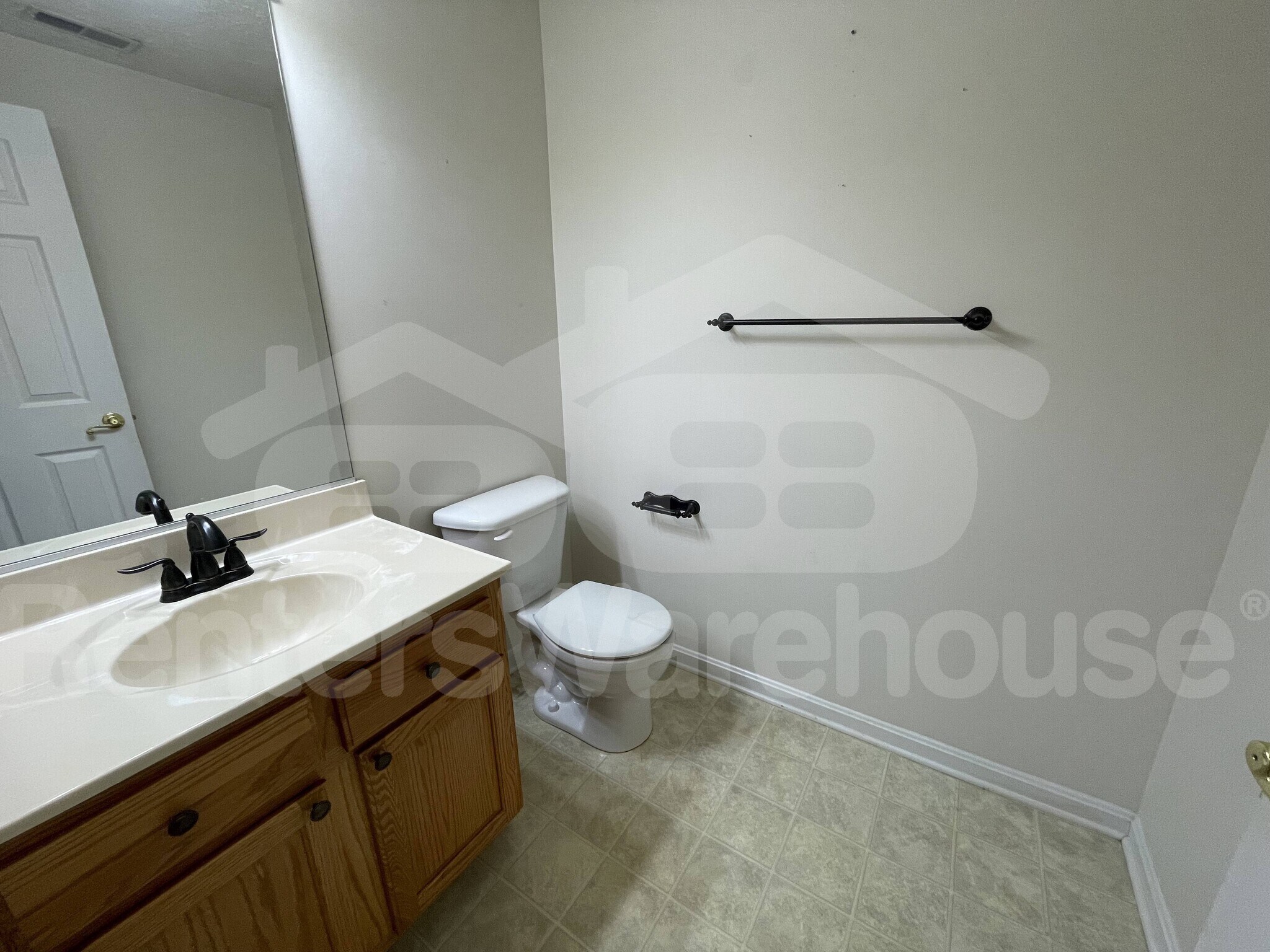 Building Photo - 217 Colgate Dr