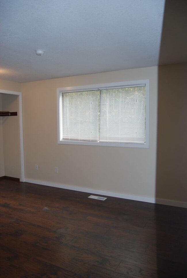 Building Photo - HAD914