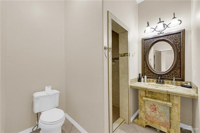 Building Photo - 20 Carpintero St