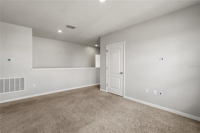 Building Photo - 1711 Setter Ave