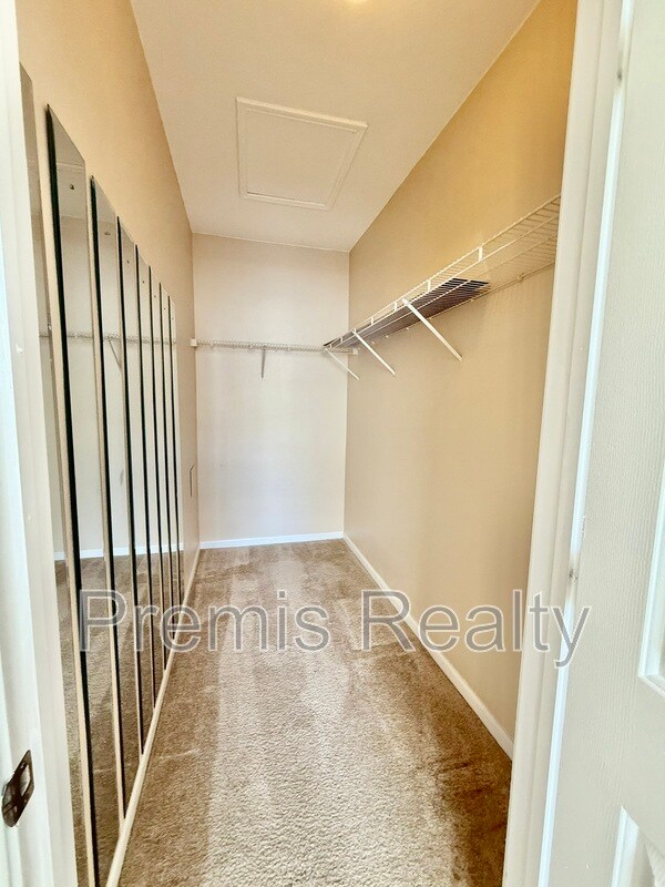 Building Photo - 1226 S Missouri Ave